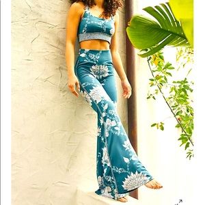 Brand new free people matching outfit!!